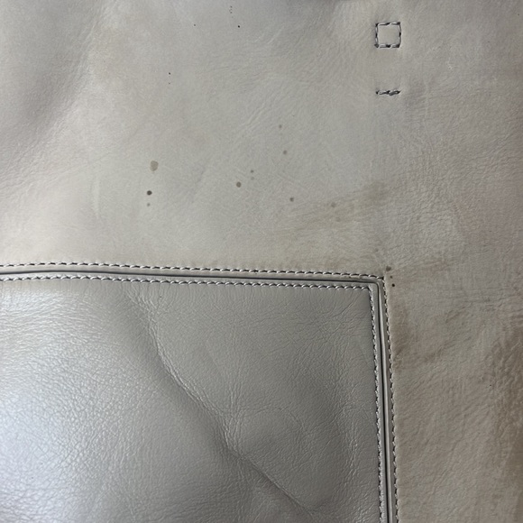 Tory Burch Leather Tote Nuetral shoulder bag - Picture 5 of 14